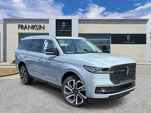 New 2026 Lincoln Navigator Reserve AWD/4WD image 1