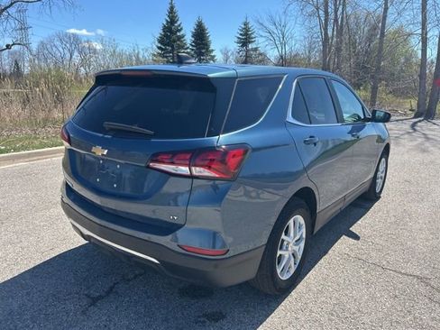 Used 2024 Chevrolet Equinox LT FWD image 3