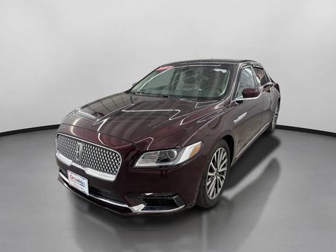 Used 2017 Lincoln Continental Select FWD image 4