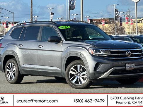 Used 2021 Volkswagen Atlas SE image 1
