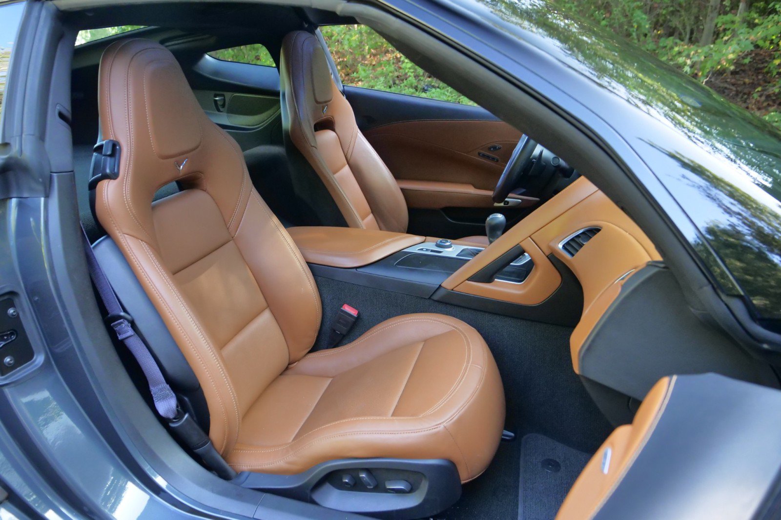 Used 2014 Chevrolet Corvette Stingray Coupe w/ 3LT Preferred Equipment Group RWD image 28
