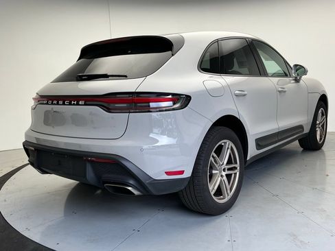 Used 2024 Porsche Macan AWD/4WD image 22