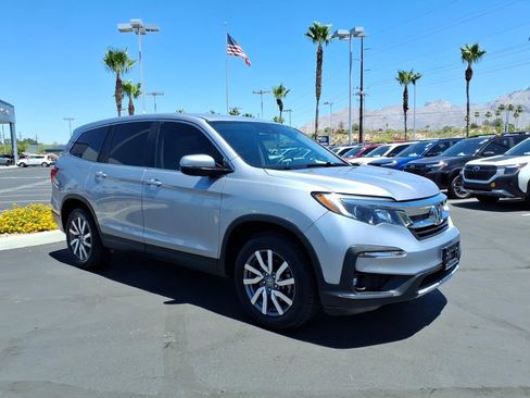 Used 2021 Honda Pilot EX image 1