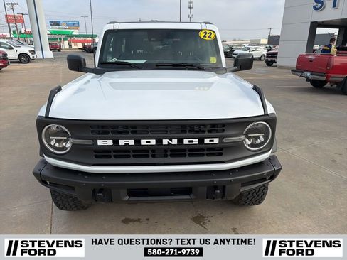 Used 2022 Ford Bronco Black Diamond image 11