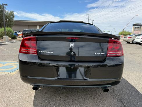 Used 2006 Dodge Charger SRT8 w/ SRT Option Group III image 9