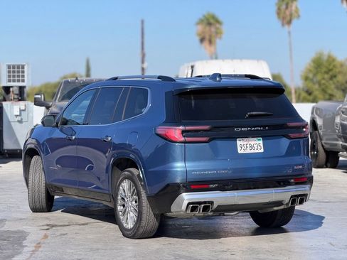 Used 2025 GMC Acadia Denali AWD/4WD image 2