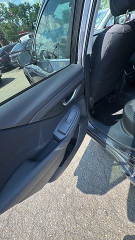 Used 2023 Subaru Outback Premium AWD/4WD image 14