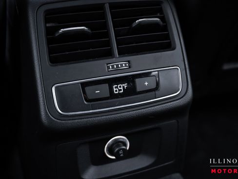 Used 2017 Audi A4 2.0T Premium w/ Convenience Package image 31