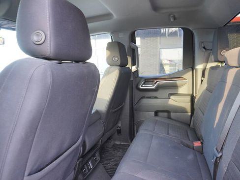 Used 2023 GMC Sierra 1500 Elevation image 4