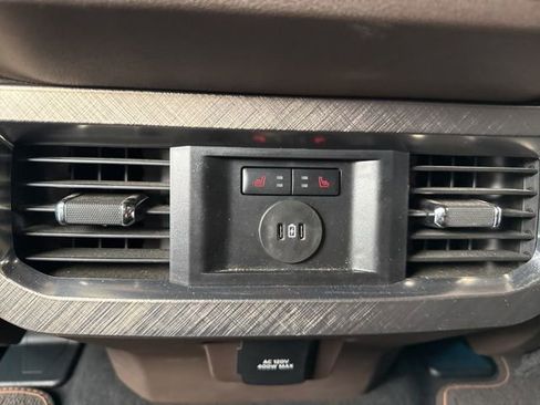 Used 2025 Ford F250 King Ranch w/ FX4 Off-Road Package image 36