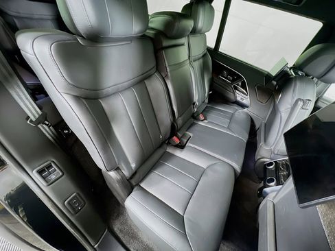Used 2023 Land Rover Range Rover Long Wheelbase Autobiography AWD/4WD image 31