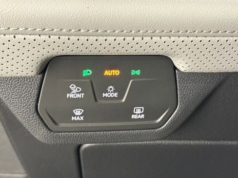 New 2026 Volkswagen Atlas Peak Edition image 32