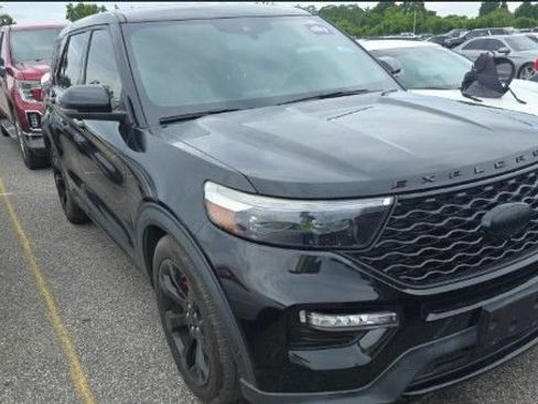 Used 2022 Ford Explorer ST w/ Equipment Group 401A RWD image 2