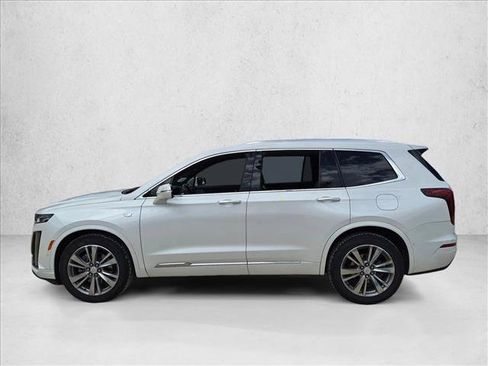 Used 2021 Cadillac XT6 Premium Luxury FWD image 8
