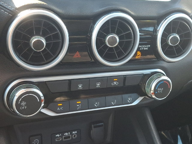 Used 2025 Nissan Sentra SV FWD image 16