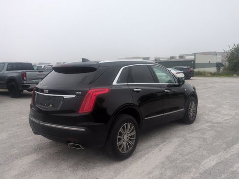 Used 2017 Cadillac XT5 Luxury w/ Driver Awareness Package FWD image 5