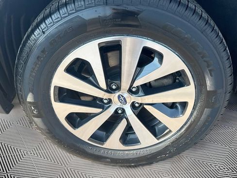Certified 2025 Subaru Outback Premium AWD/4WD image 29