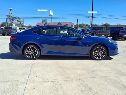 New 2026 Toyota Camry XLE image 4