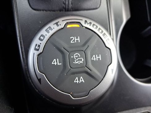 Used 2023 Ford Bronco Black Diamond image 37