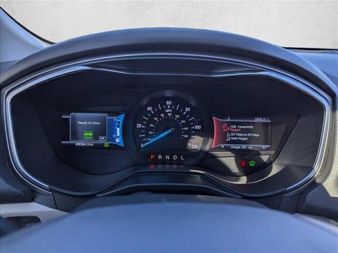 Used 2019 Ford Fusion SEL image 16