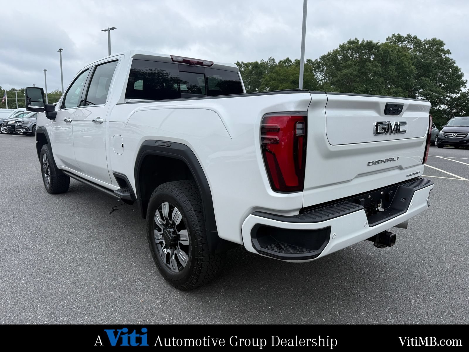 Used 2024 GMC Sierra 2500 Denali w/ Denali Reserve Package AWD/4WD image 5