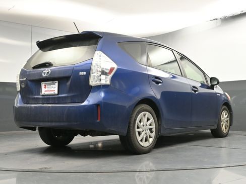 Used 2012 Toyota Prius V Two image 23
