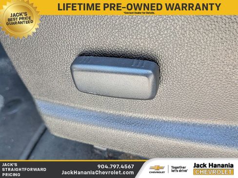 Used 2019 GMC Canyon 2WD Crew Cab w/ Convenience Package image 16