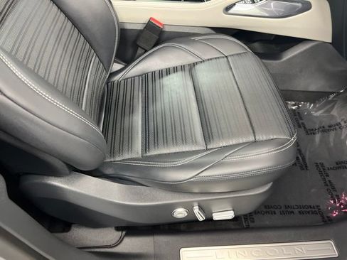 Certified 2024 Lincoln Nautilus Reserve AWD/4WD image 27