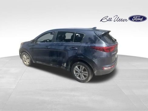 Used 2017 Kia Sportage LX FWD image 4