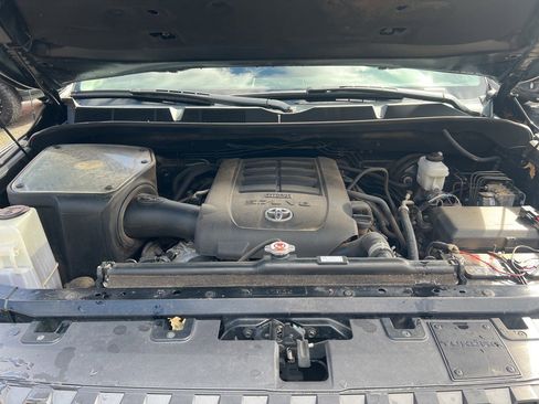 Used 2019 Toyota Tundra SR5 w/ TRD Sport Package image 11