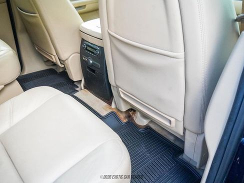 Used 2009 Cadillac Escalade AWD image 70