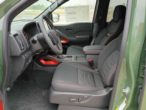 New 2026 Nissan Frontier Pro-X w/ Tow Package RWD image 9