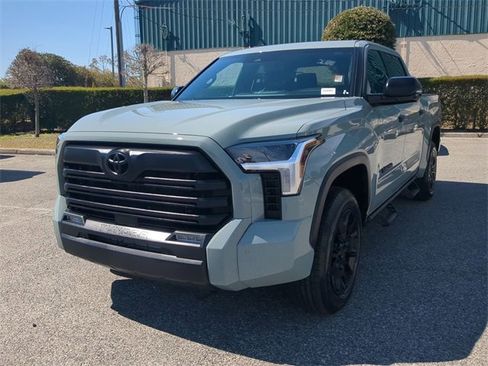 Used 2025 Toyota Tundra SR5 w/ SR5 Convenience Package image 8