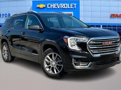 Used 2024 GMC Terrain SLT