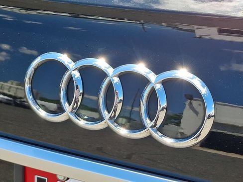 Used 2024 Audi Q5 2.0T Premium Plus AWD/4WD image 33