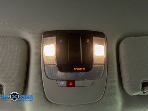 Used 2024 Kia Sorento S AWD/4WD image 22