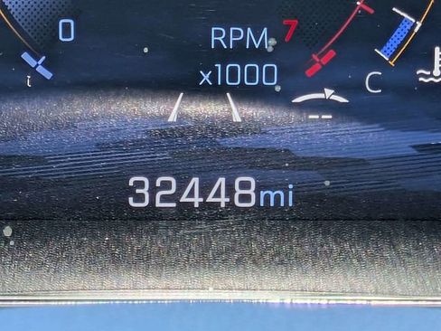 Used 2025 Chevrolet Equinox LT FWD image 30