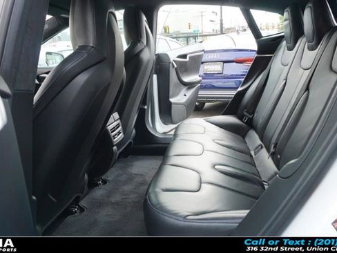 Used 2016 Tesla Model S 70D image 24