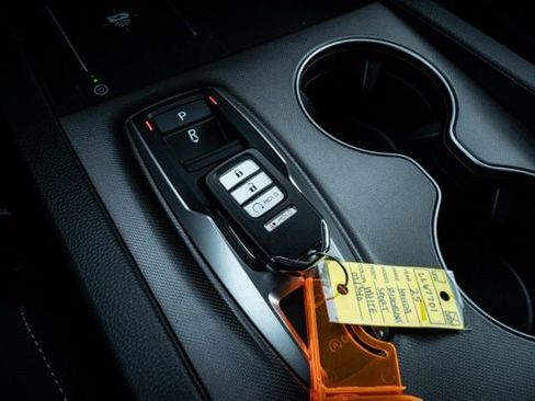 Used 2025 Honda Ridgeline Sport image 28