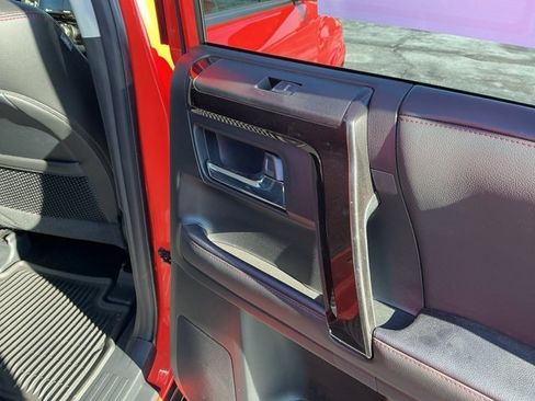 Used 2024 Toyota 4Runner TRD Off-Road Premium image 30