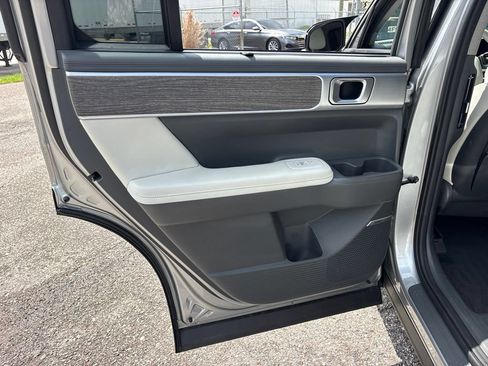 Used 2024 Hyundai Santa Fe Limited FWD image 12