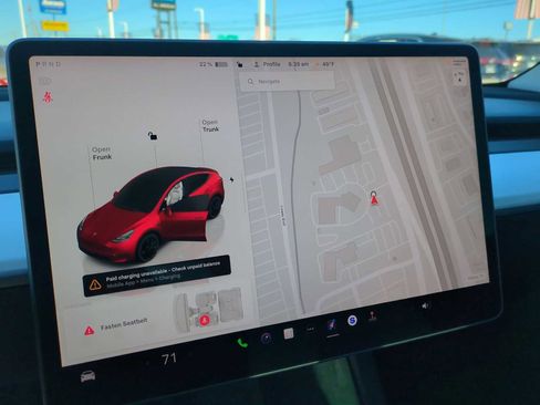 Used 2023 Tesla Model Y Performance image 14