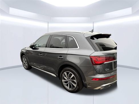 Used 2023 Audi Q5 2.0T Premium Plus w/ Premium Plus Package AWD/4WD image 4