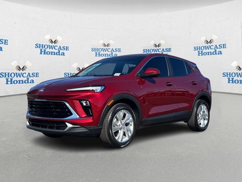 Used 2025 Buick Encore GX Preferred image 2