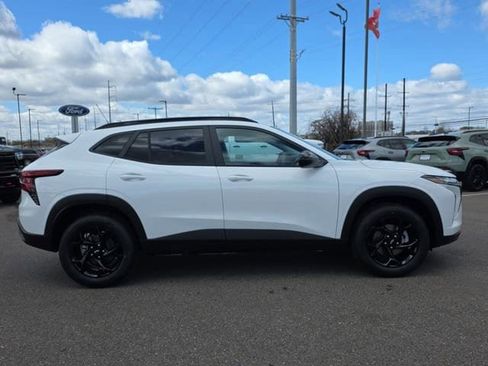 New 2026 Chevrolet Trax LT w/ Driver Confidence Package image 6