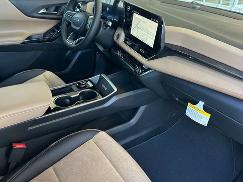 New 2026 Chevrolet Equinox ACTIV AWD/4WD image 16