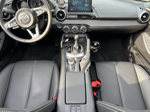 Used 2023 MAZDA MX-5 Miata Grand Touring image 19