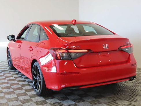 Used 2025 Honda Civic Sport image 3