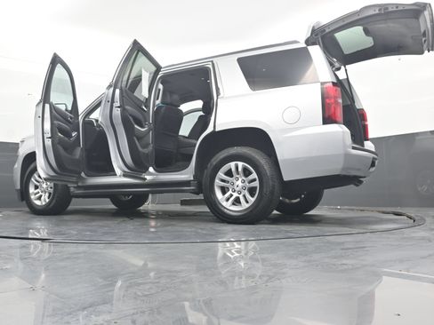 Used 2017 Chevrolet Tahoe LS RWD image 40