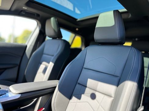 New 2026 BMW X2 xDrive28i image 14